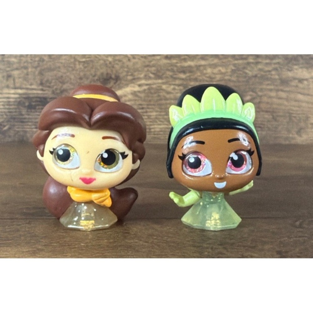 Disney Doorables Series 6 Princess Belle And Tiana Translucent Glitter Dress